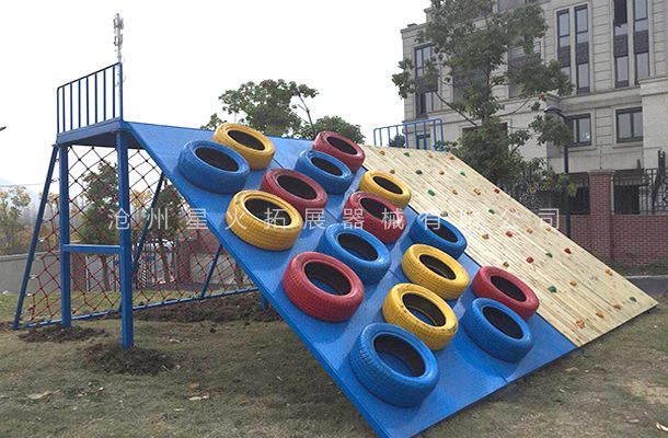 青少年拓展訓(xùn)練器材