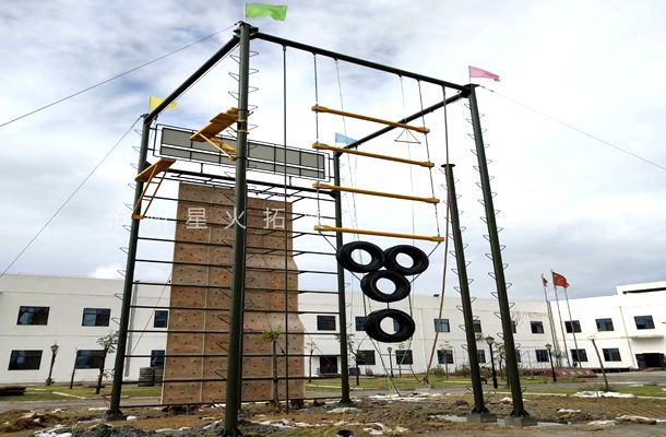 高空拓展訓練設備
