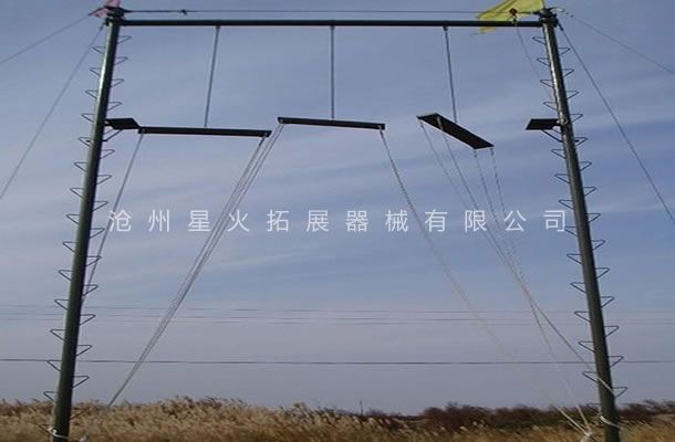 高空拓展器材，高空拓展訓(xùn)練架