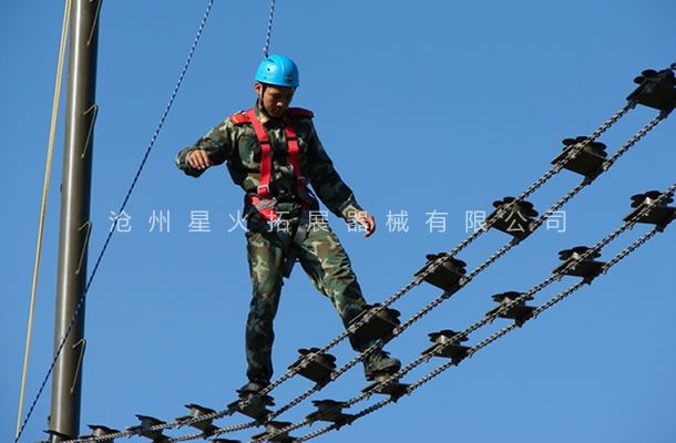 拓展高空架，高空拓展設備 