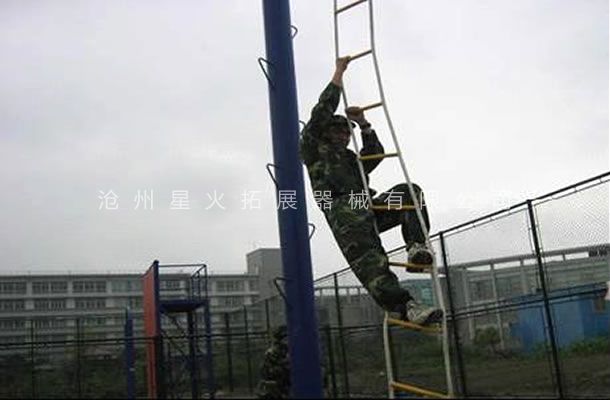 拓展高空架，高空拓展設(shè)備 