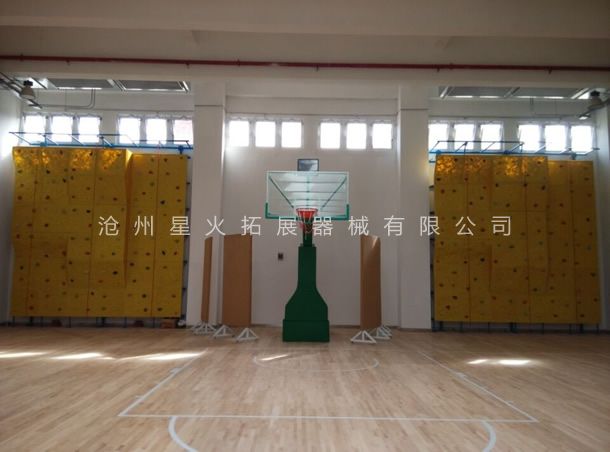 戶(hù)外攀巖墻體 戶(hù)外攀巖設(shè)備