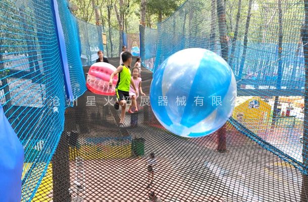 叢林探險(xiǎn)樂園