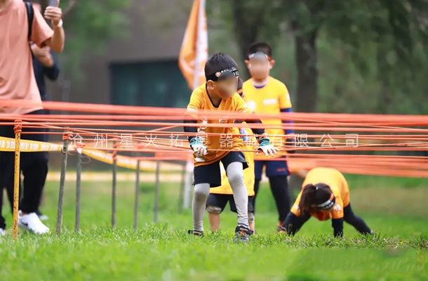 戶外極限挑戰(zhàn)項目設(shè)備